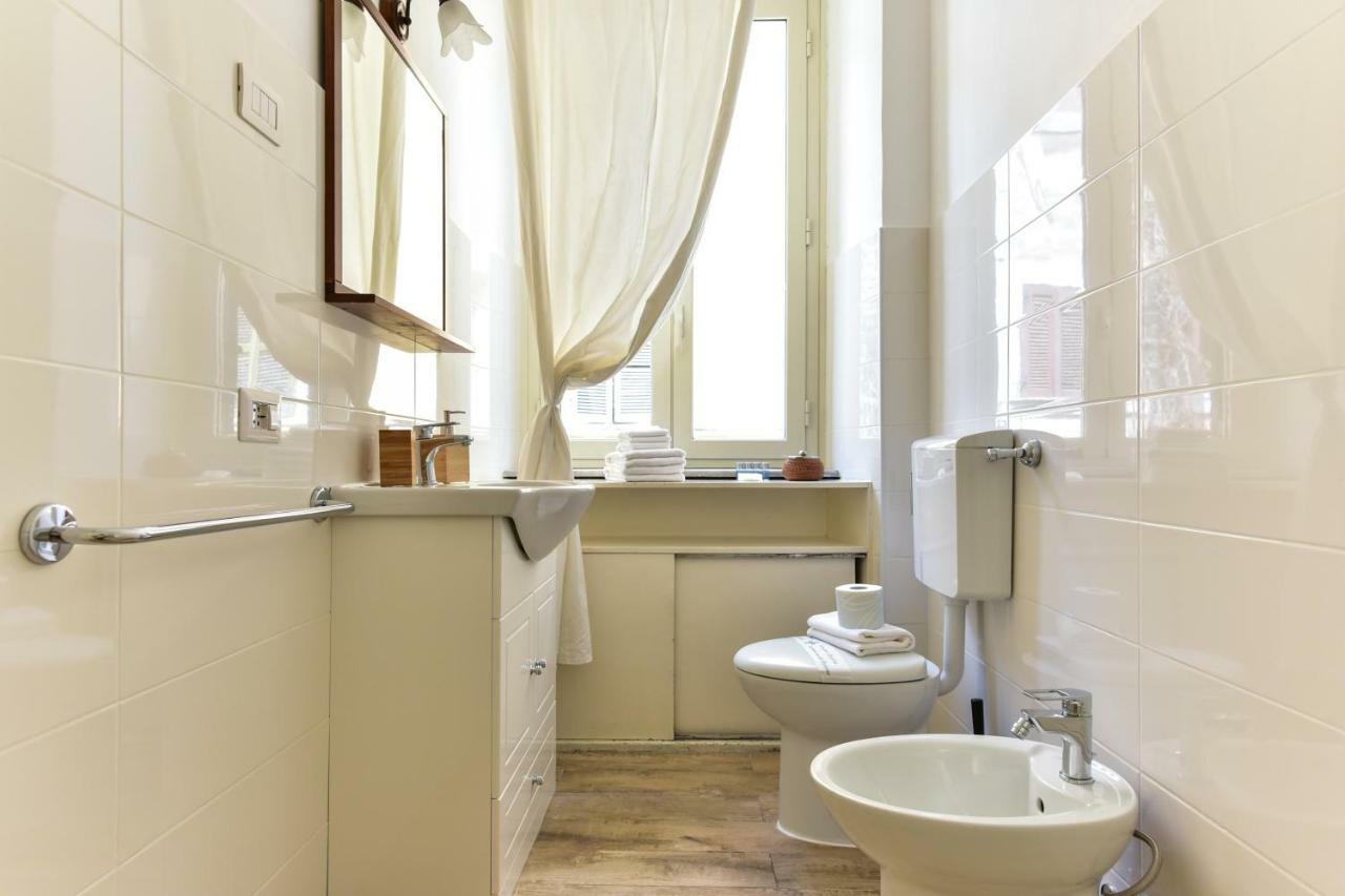 Trastevere Queen Рим Екстериор снимка